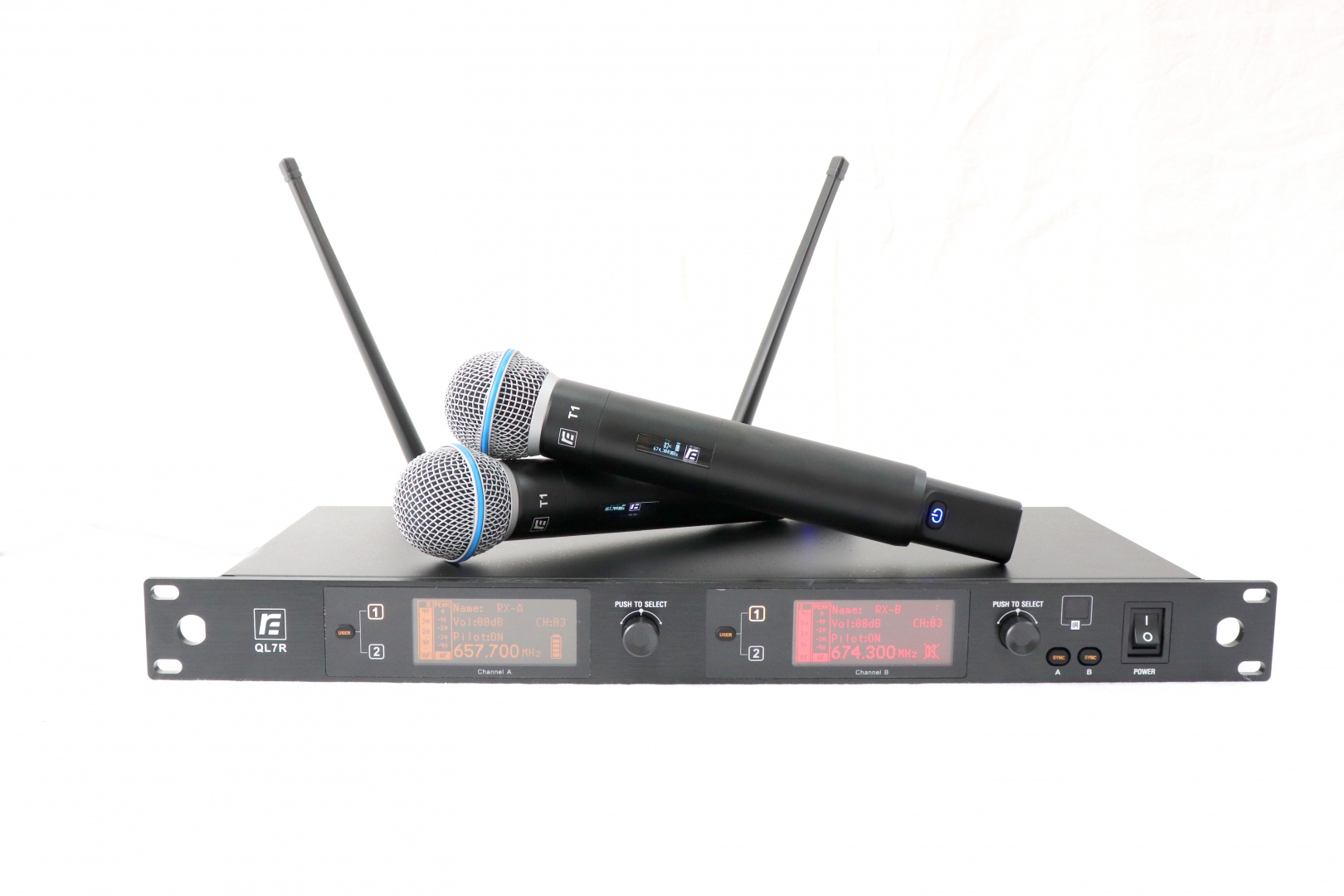 RFIntell QL7R/T1-A 651,800-683,400 МГц 2-канальная радиосистема с 2-мя ручными микрофонами в Евпатории
